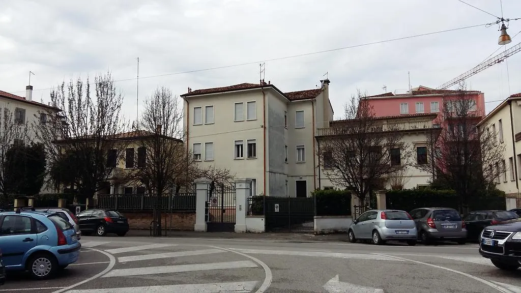 Bed and Breakfast Residenza Carducci Падуя Отель типа 