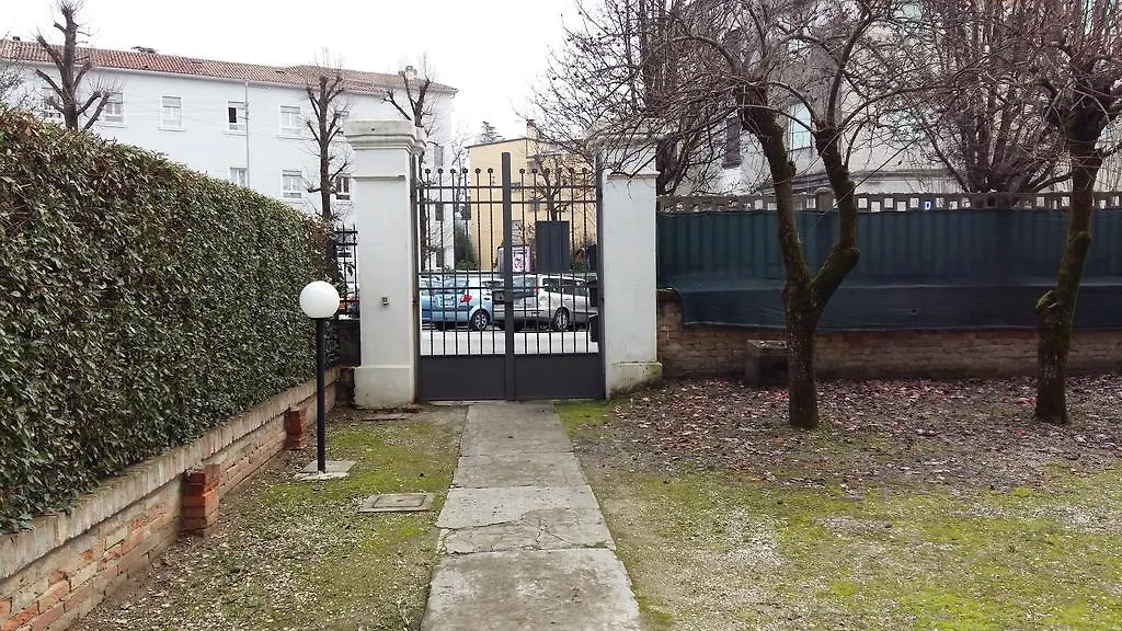 مبيت وإفطار Residenza Carducci بادوفا